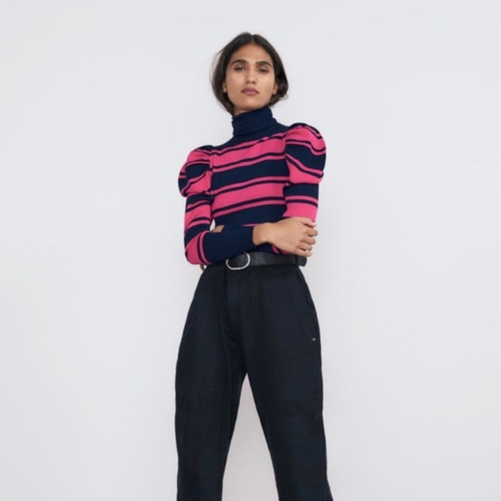 ♥️Zara striped ribbed knit sweater-size L